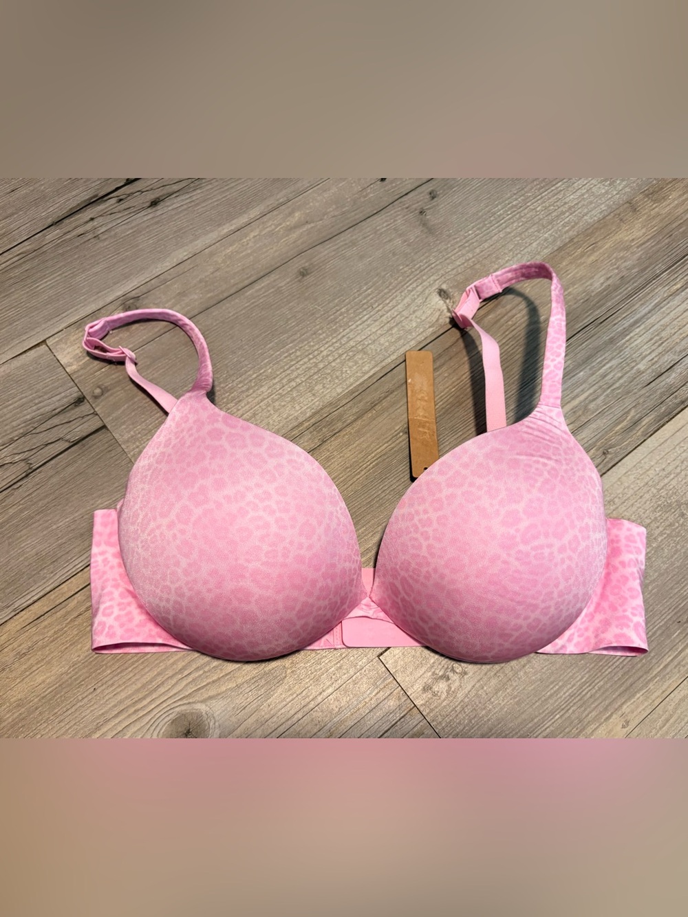 SKIMS Kim Kardashian ultimate push up plunge bra 36C new with tags